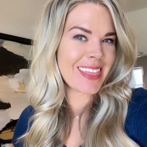 Meet your Posher, Pamela